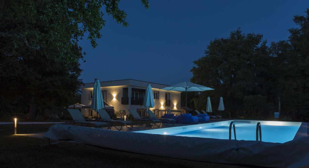 Luxury Villa Cetiri Hrasta Pićan Exterior foto