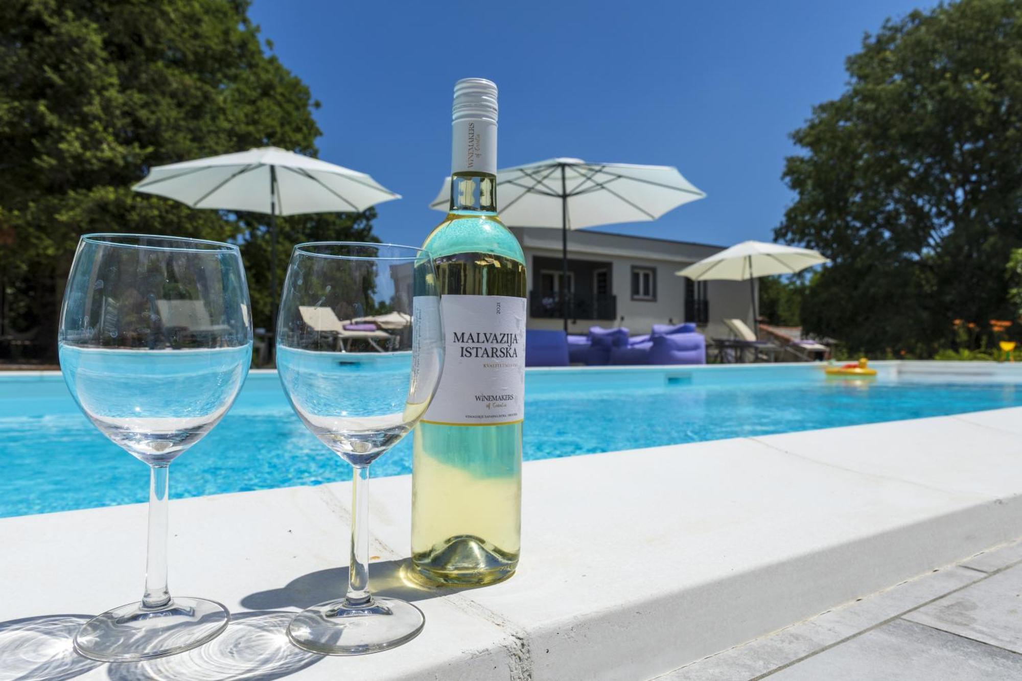 Luxury Villa Cetiri Hrasta Pićan Exterior foto